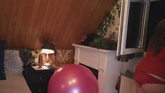 TessaWinter online show from 12, 1, 2026