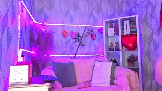 AsheyBaker online show from 24, 3, 2026