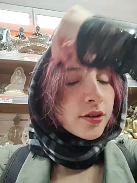  Laary online show from 18, 12, 2025