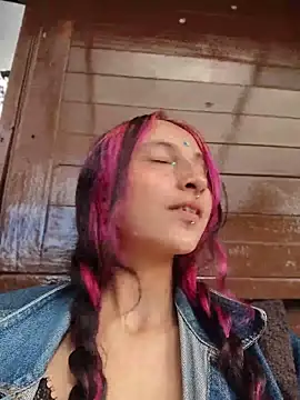  Laary online show from 15, 7, 2026