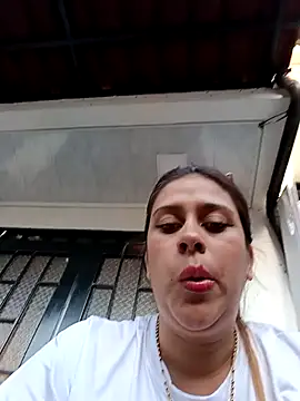 Latina sexy1 online show from 11, 4, 2026