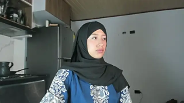adila anich online show from 9, 5, 2026