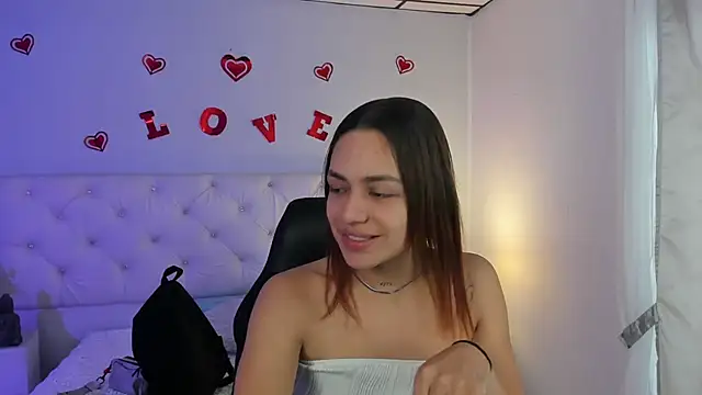 Snapshot of Aron_cruz chatting on 18, 2, 2025 Aron cruz online show from 18, 2, 2025