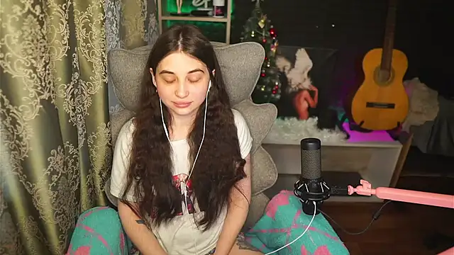 Snapshot of delicatedBailey chatting on 28, 4, 2026 delicatedBailey online show from 28, 4, 2026