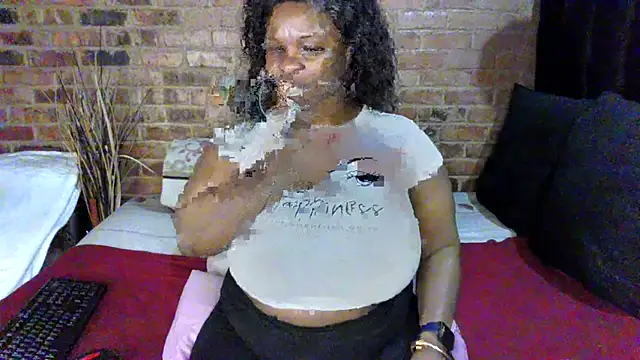 Snapshot of DIRTIENASTY chatting on 12, 11, 2025 DIRTIENASTY online show from 12, 11, 2025