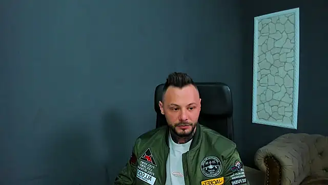 Snapshot of BrianHunts chatting on 2, 5, 2026 BrianHunts online show from 2, 5, 2026
