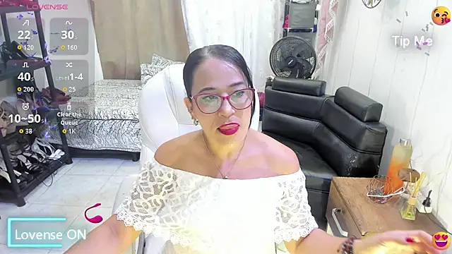 Chanel Doll  online show from 16, 1, 2026