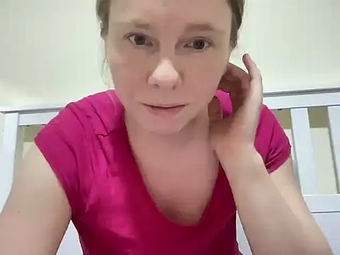 SweetLucy96 online show from 2, 12, 2025