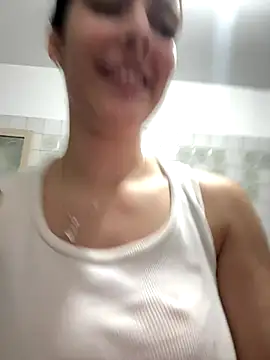 Snapshot of _Niah_ chatting on 17, 10, 2025 Niah online show from 17, 10, 2025