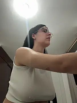  Niah  online show from 16, 3, 2026