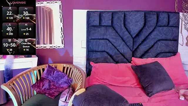 Mia-Bloom online show from 11, 2, 2025