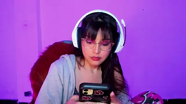 Little Lisy online show from 3, 12, 2025