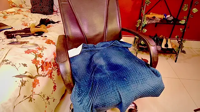 Naughty nightz online show from 21, 2, 2025