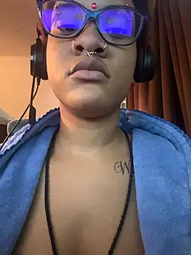 Snapshot of nickytheehawtie chatting on 27, 2, 2026 nickytheehawtie online show from 27, 2, 2026