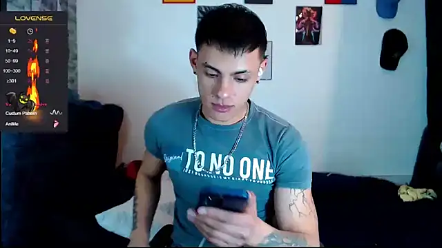 Snapshot of danilohot_19 chatting on 20, 12, 2024 danilohot 19 online show from 20, 12, 2024