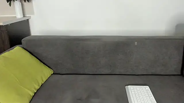 miss emily  online show from 25, 12, 2024