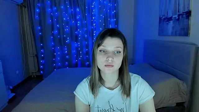 Snapshot of SoniNesti chatting on 5, 12, 2024 SoniNesti online show from 5, 12, 2024