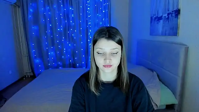 Snapshot of SoniNesti chatting on 14, 12, 2024 SoniNesti online show from 14, 12, 2024