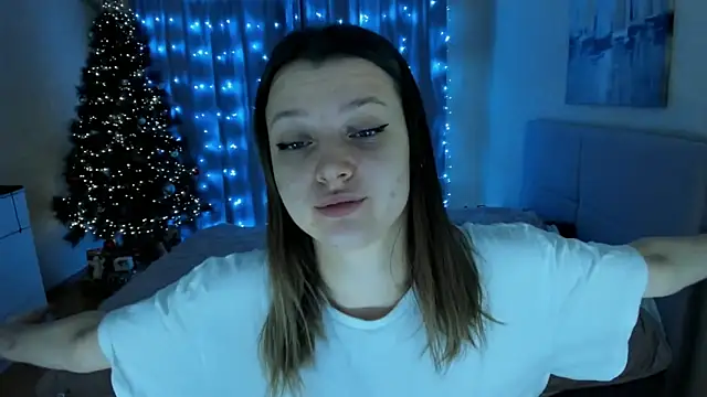 Snapshot of SoniNesti chatting on 25, 12, 2024 SoniNesti online show from 25, 12, 2024