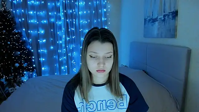 Snapshot of SoniNesti chatting on 9, 1, 2025 SoniNesti online show from 9, 1, 2025