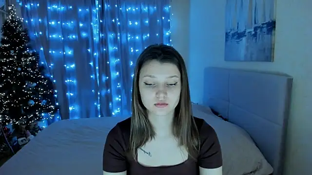 Snapshot of SoniNesti chatting on 11, 1, 2025 SoniNesti online show from 11, 1, 2025