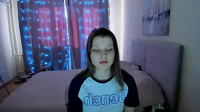 Snapshot of SoniNesti chatting on 5, 2, 2025 SoniNesti online show from 5, 2, 2025