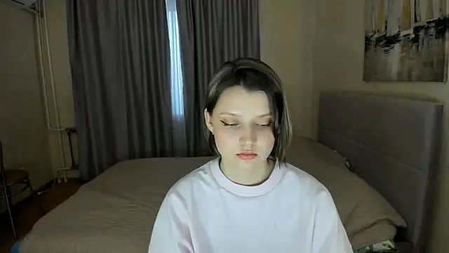 Snapshot of SoniNesti chatting on 12, 3, 2025 SoniNesti online show from 12, 3, 2025