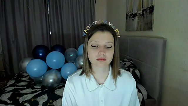 Snapshot of SoniNesti chatting on 25, 9, 2025 SoniNesti online show from 25, 9, 2025