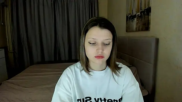 Snapshot of SoniNesti chatting on 30, 10, 2025 SoniNesti online show from 30, 10, 2025