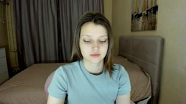 Snapshot of SoniNesti chatting on 7, 11, 2025 SoniNesti online show from 7, 11, 2025