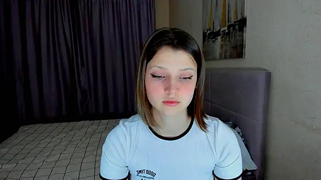 Snapshot of SoniNesti chatting on 21, 11, 2025 SoniNesti online show from 21, 11, 2025