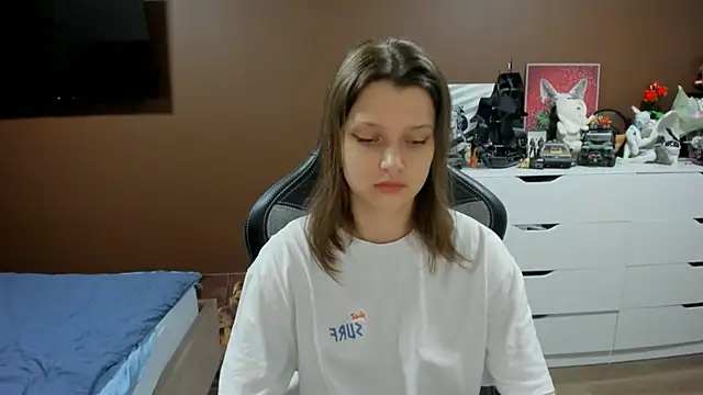 Snapshot of SoniNesti chatting on 4, 7, 2026 SoniNesti online show from 4, 7, 2026