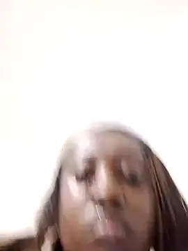 ShaniaBrownn online show from 15, 9, 2025