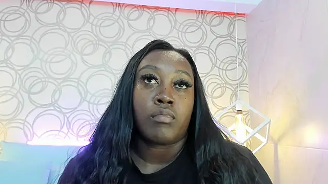 ShaniaBrownn online show from 29, 11, 2025