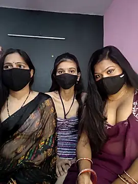 cutee  crazy online show from 15, 3, 2026