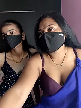 cutee  crazy online show from 25, 4, 2026