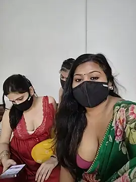 cutee  crazy online show from 8, 6, 2026