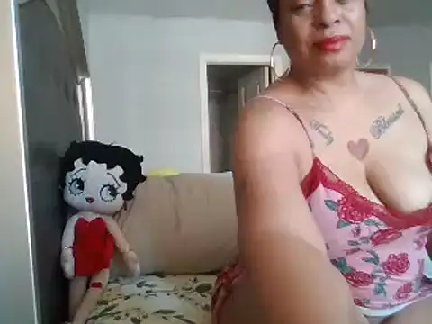 MSweetLindaParks online show from 9, 3, 2025