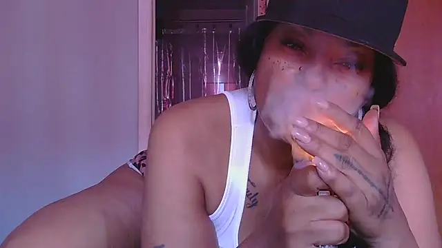 MSweetLindaParks online show from 19, 10, 2025