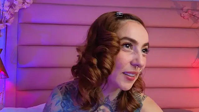 Snapshot of Evangelyne_1 chatting on 10, 2, 2026 Evangelyne 1 online show from 10, 2, 2026