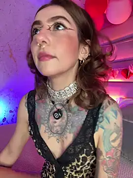 Snapshot of Evangelyne_1 chatting on 18, 2, 2026 Evangelyne 1 online show from 18, 2, 2026