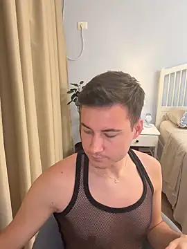 Snapshot of JustinMorrisX chatting on 8, 9, 2025 JustinMorrisX online show from 8, 9, 2025