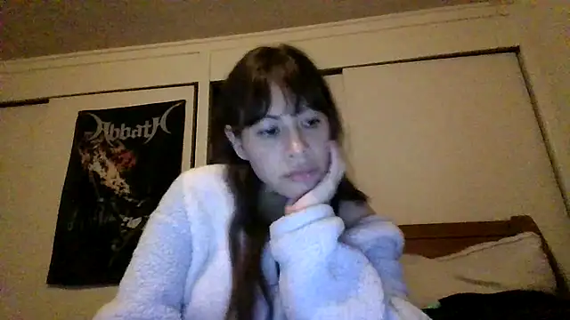 Snapshot of petitedoll29 chatting on 17, 12, 2024 petitedoll29 online show from 17, 12, 2024