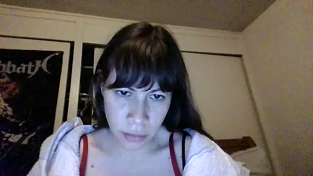 Snapshot of petitedoll29 chatting on 17, 12, 2024 petitedoll29 online show from 17, 12, 2024