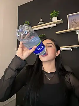 isabella jade online show from 14, 2, 2026