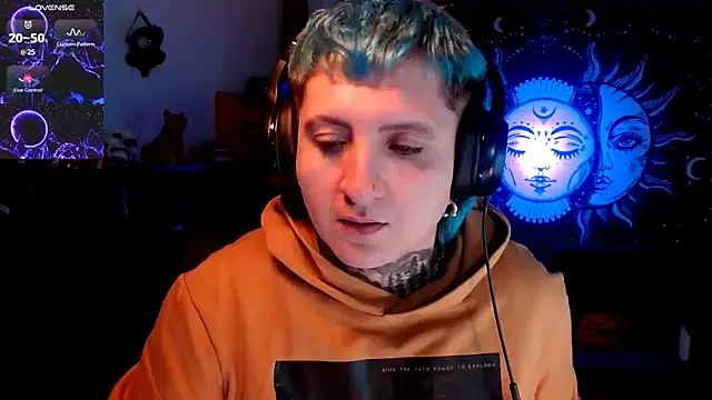 Marieblueeyes online show from 3, 3, 2025