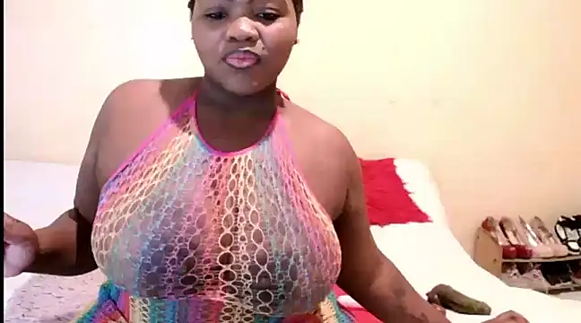 Snapshot of Queen_BootyXXX chatting on 15, 3, 2025 Queen BootyXXX online show from 15, 3, 2025