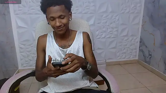 Snapshot of ManSant chatting on 7, 7, 2026 ManSant online show from 7, 7, 2026
