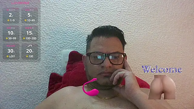 Snapshot of SexDiffrent chatting on 8, 10, 2025 SexDiffrent online show from 8, 10, 2025
