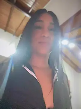 Snapshot of Ashly_Miller chatting on 2, 3, 2025 Ashly Miller online show from 2, 3, 2025